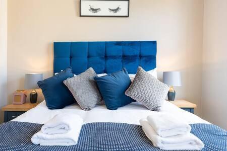 Central, Stunning 2 Bed Apartment With Parking! Cambridge  Exterior foto